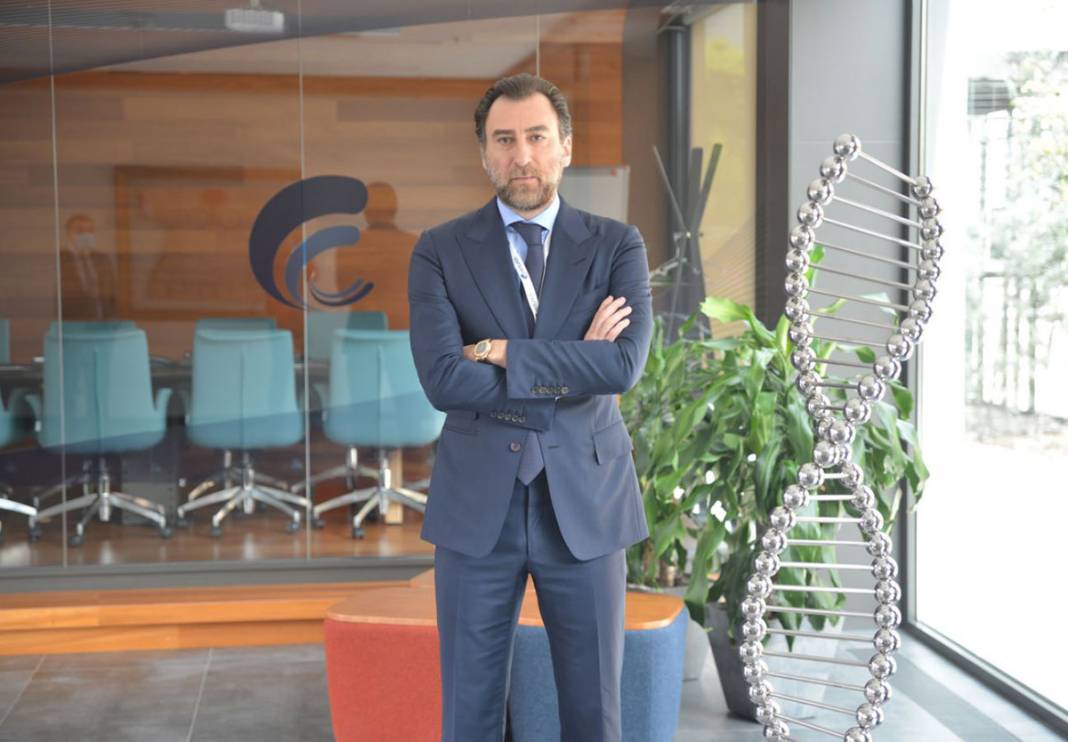 Aşı için umutlandıran açıklama: 3 ay içinde... 3