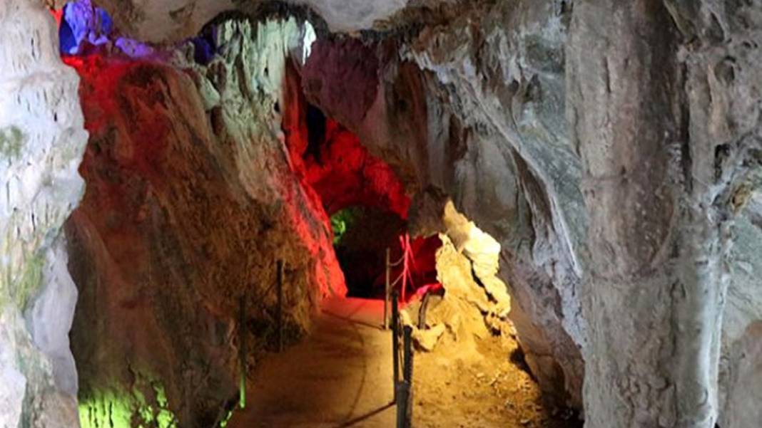 Bu mağaraya gelenlerin tek bir ortak özelliği var! İşte karşınızda 'Keloğlan Mağarası' 1