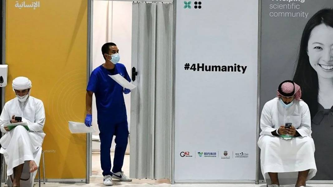 Koronavirüse yakalanmak için gönüllü oldular! 38 bin kişi başvurdu 12