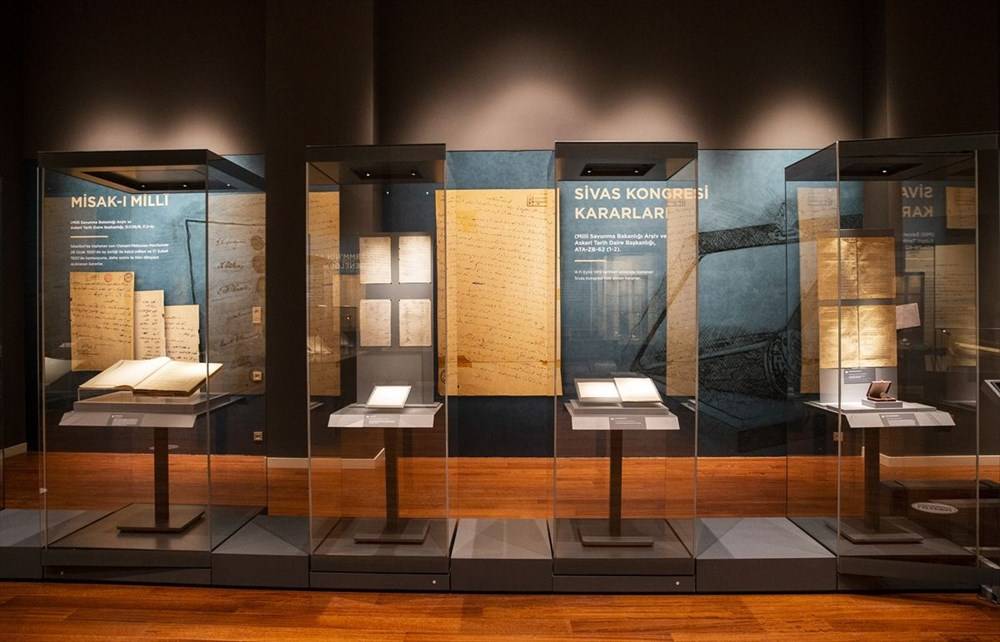 İstiklal Harbi'nin tanıkları halka açıldı: Cumhuriyet'in 97. yılına özel Milli Mücadele Sergisi 12