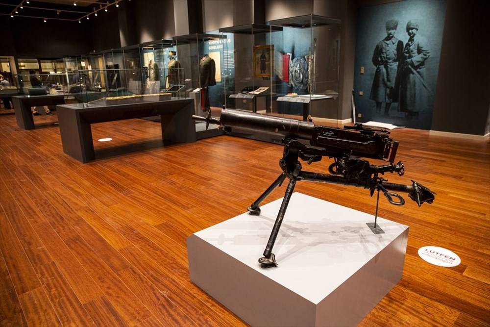 İstiklal Harbi'nin tanıkları halka açıldı: Cumhuriyet'in 97. yılına özel Milli Mücadele Sergisi 15