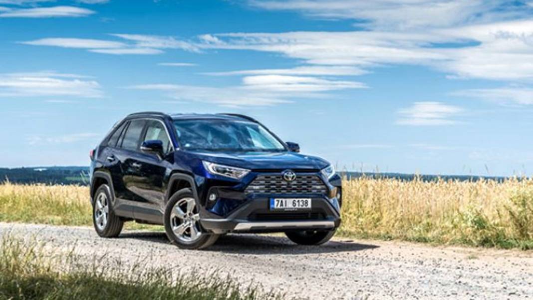 İşte zorlu testleri başarıyla geçen en güvenli 20 otomobil 19