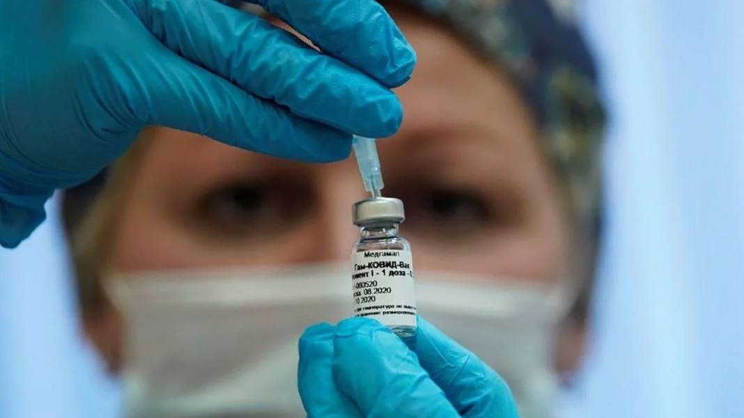 Koronavirüse yakalanmak için gönüllü oldular! 38 bin kişi başvurdu 2