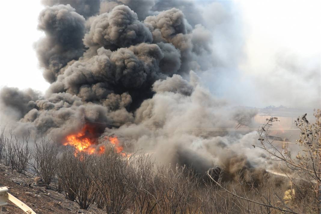 Son dakika! Hatay'da orman yangını! Alevler kente sıçradı 36