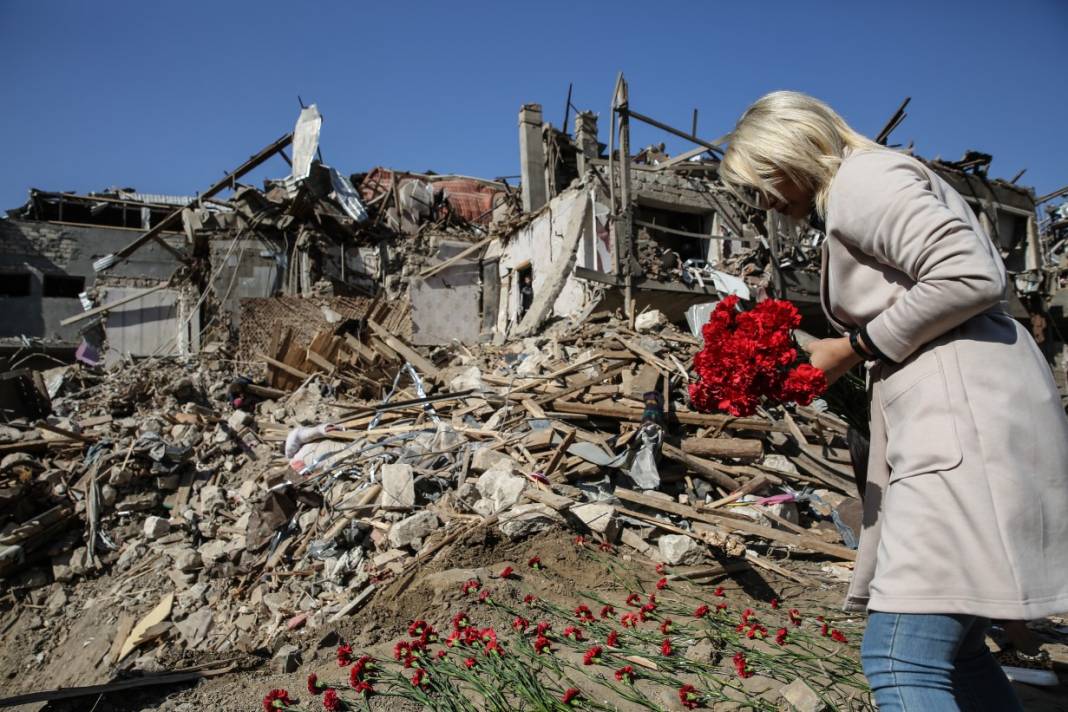 Ermenistan'ın kanlı saldırıları durmuyor! Gence şehitlerine ağlıyor 1