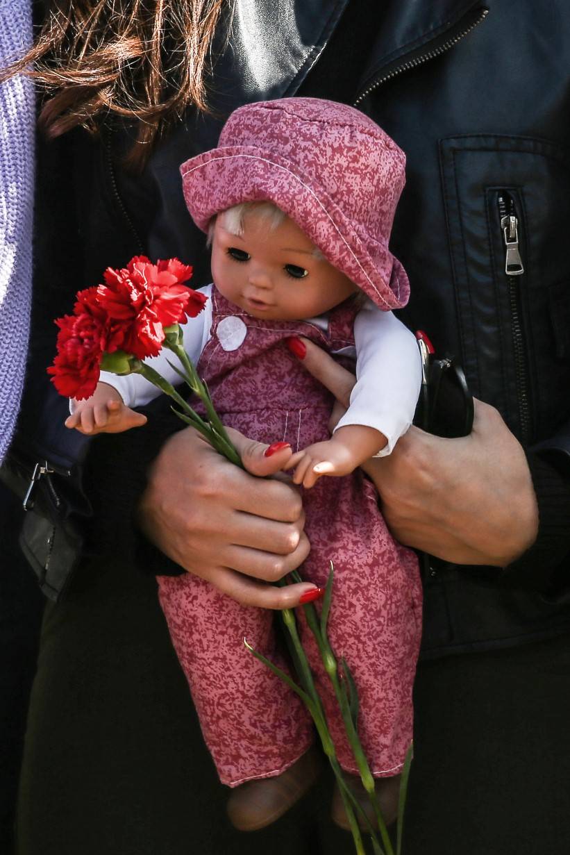 Ermenistan'ın kanlı saldırıları durmuyor! Gence şehitlerine ağlıyor 5