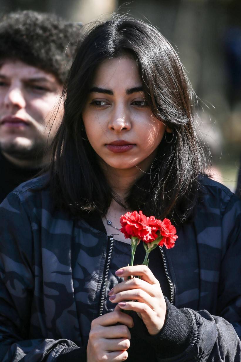 Ermenistan'ın kanlı saldırıları durmuyor! Gence şehitlerine ağlıyor 10