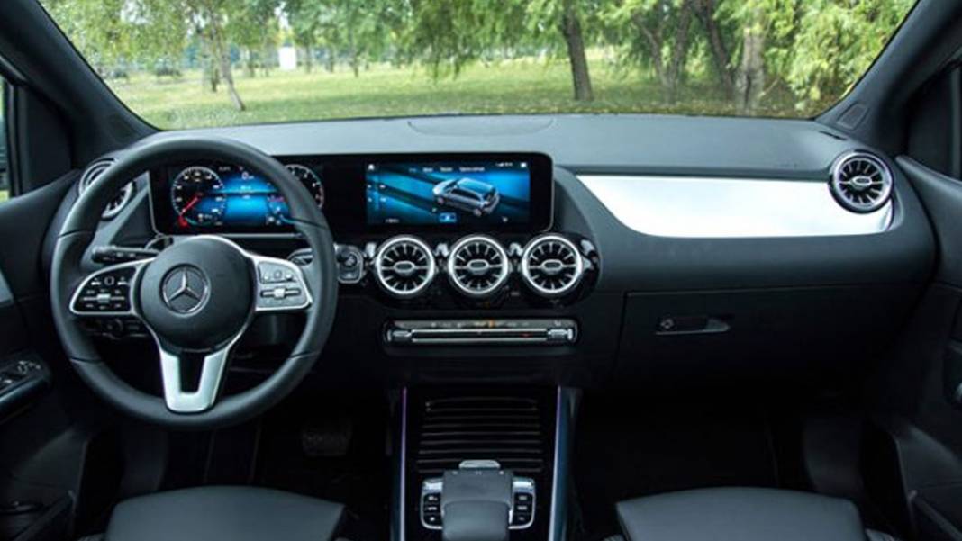 İşte zorlu testleri başarıyla geçen en güvenli 20 otomobil 6