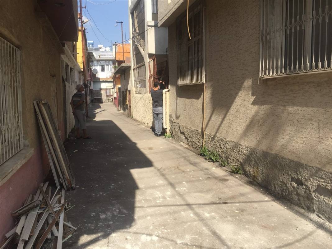 2 ay boyunca dışarı adım atmamış! İşte DEAŞ'lı teröristin saklandığı o ev 6