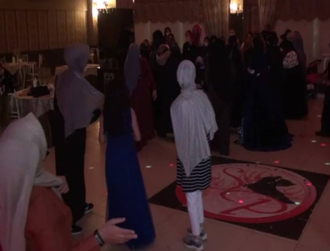 Kızının kına gecesinde oynarken öldü! 6