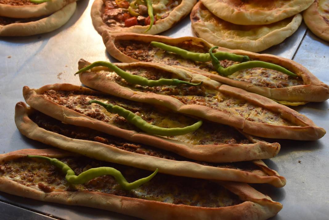 Ucuz kıymalı pidedeki büyük tehlike! Et yerine bakteri yemeyin 5