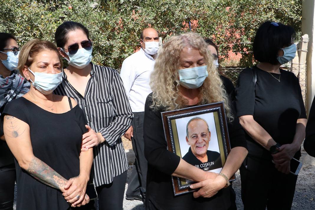 Gazeteci Bekir Coşkun'a son görev 3