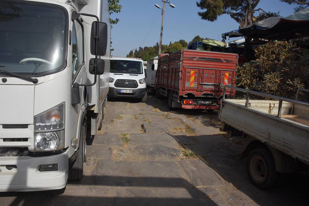 İki bin yıllık tarihi İpek Yolu oldu sana pazar yeri! 6