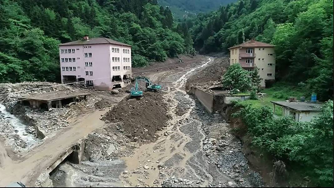Karadeniz'de tehlike çanları çalıyor! Sel ve heyelanlar artacak 2
