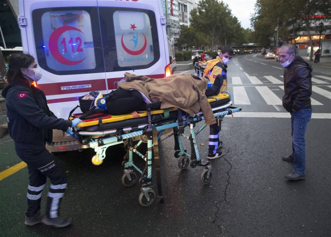 Ankara'da can pazarı! İki otobüs çarpıştı 15