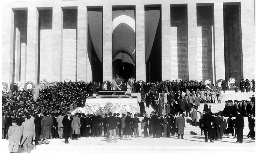 Atatürk'ün cenaze fotoğrafları arşivden çıktı, bazıları ilk kez yayınlandı 33
