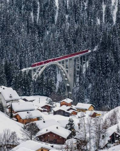 Dünyanın en ilginç köprüleri: Eşsiz mimarileri görenler dönüp bir daha bakıyor 16