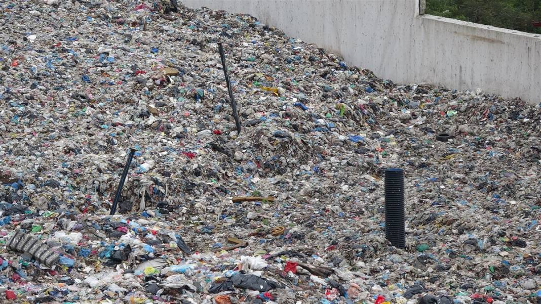 Mahalleli diken üstünde! Belediye başkanından facia uyarısı 14