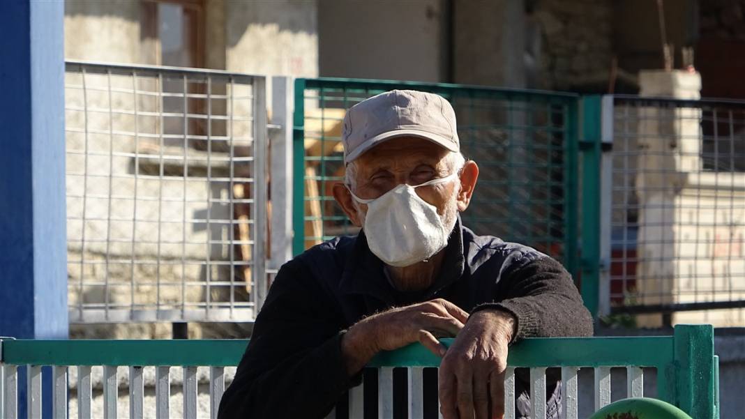 Yarısı koronaya yakalanan köyde kimse ölmedi! İşte sırları 7