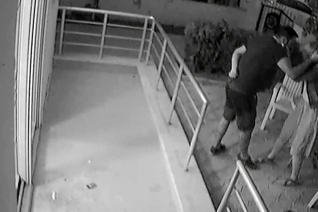 Kuaförde eski sevgili dehşeti! İmdadına komşuları yetişti 6