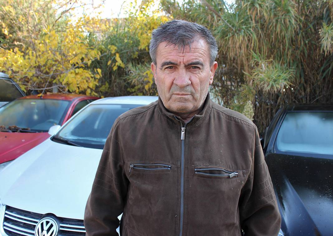 Piyasa değeri dudak uçuklatıyor! Milyonluk araçlar çürümeye terk edildi 3