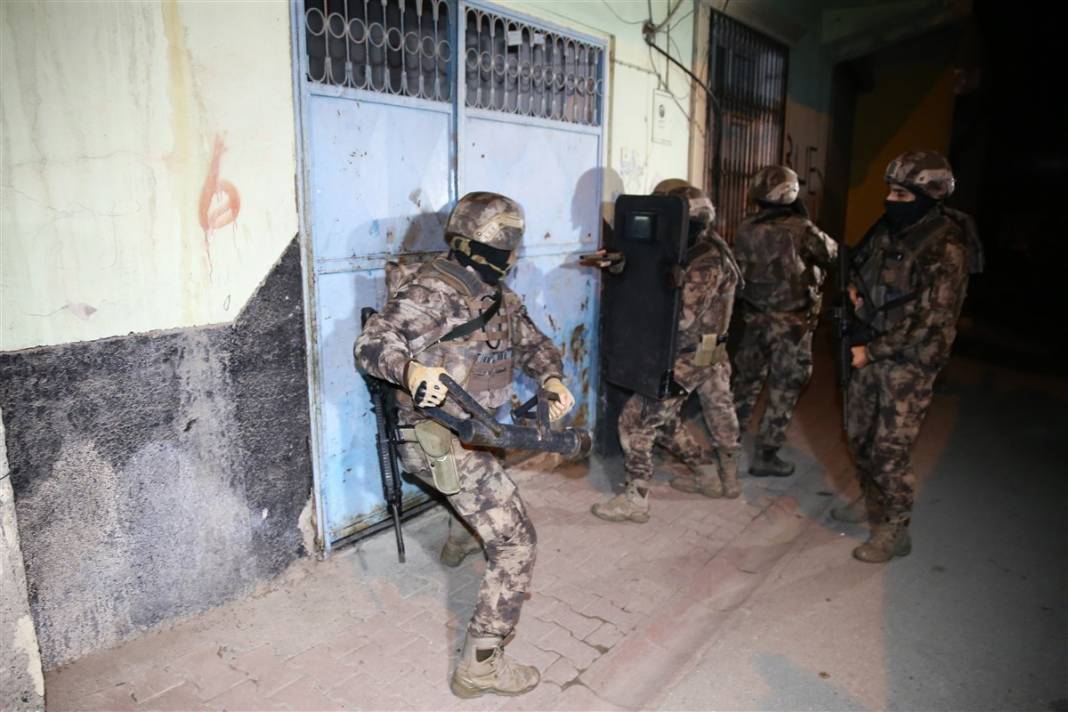 İntikam hazırlığındaydılar! O DEAŞ'lılara şafak operasyonu 4