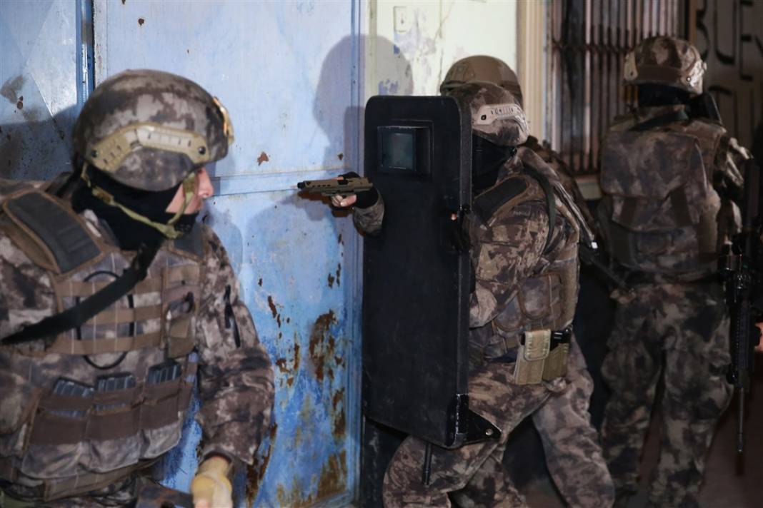 İntikam hazırlığındaydılar! O DEAŞ'lılara şafak operasyonu 5