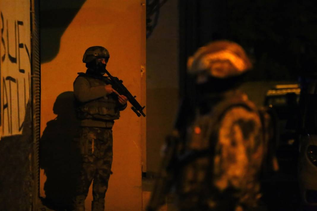 İntikam hazırlığındaydılar! O DEAŞ'lılara şafak operasyonu 10