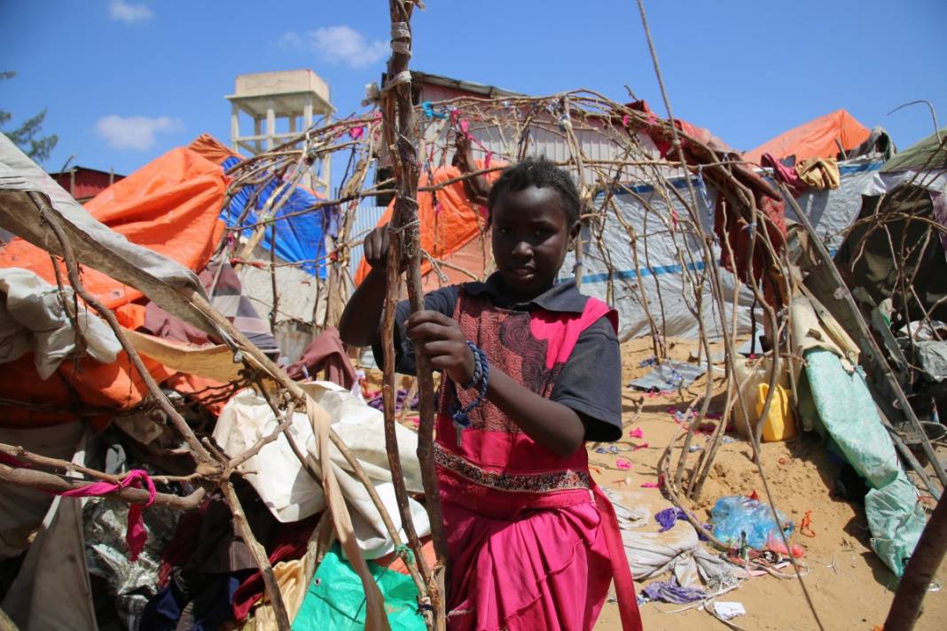 Dünya çaresiz insanlarla dolu! Göçmen nüfus 50 yılda 3'e katlandı 23