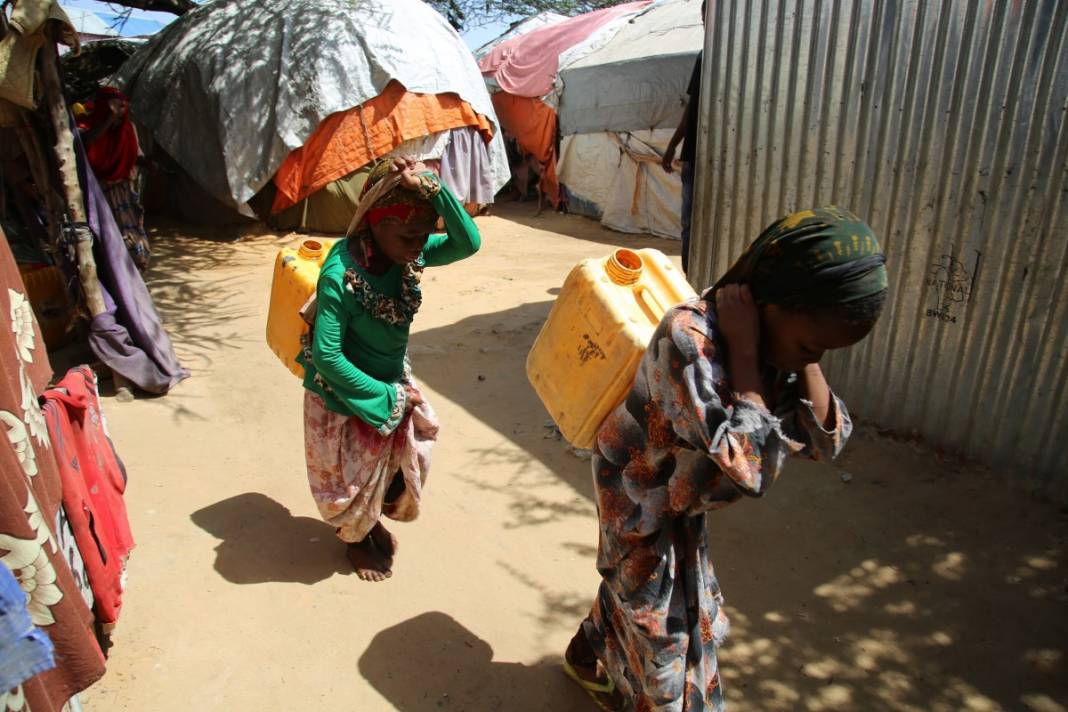 Dünya çaresiz insanlarla dolu! Göçmen nüfus 50 yılda 3'e katlandı 43