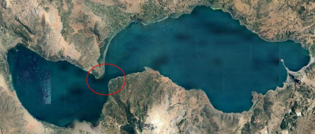 Can çekişen Eğirdir Gölü ikiye ayrılabilir! 3