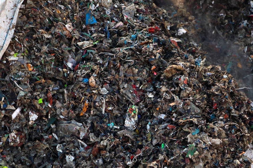 Avrupa'nın çöpü Adana sokaklarında! Uzmanlar 'derhal yasaklanmalı' diyor 11