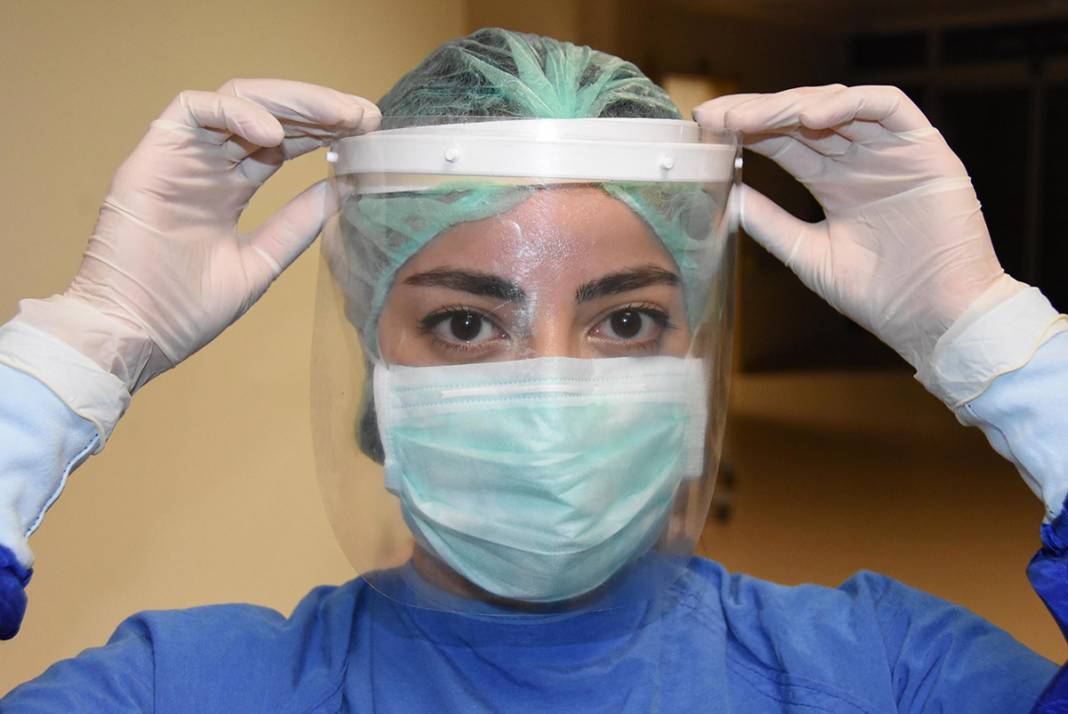 Korona servisi hemşiresinden ibretlik sözler: Her gün kendime soruyorum... 4