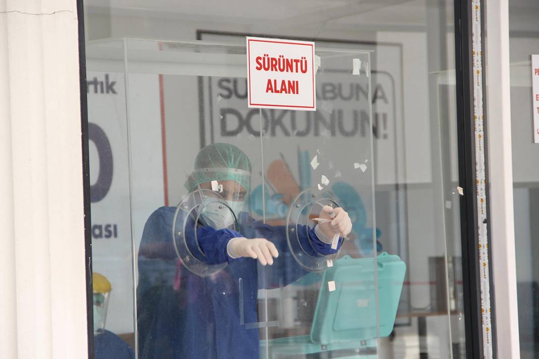 Kısıtlamalar etkisini gösterdi, vaka sayıları düşmeye başladı 4