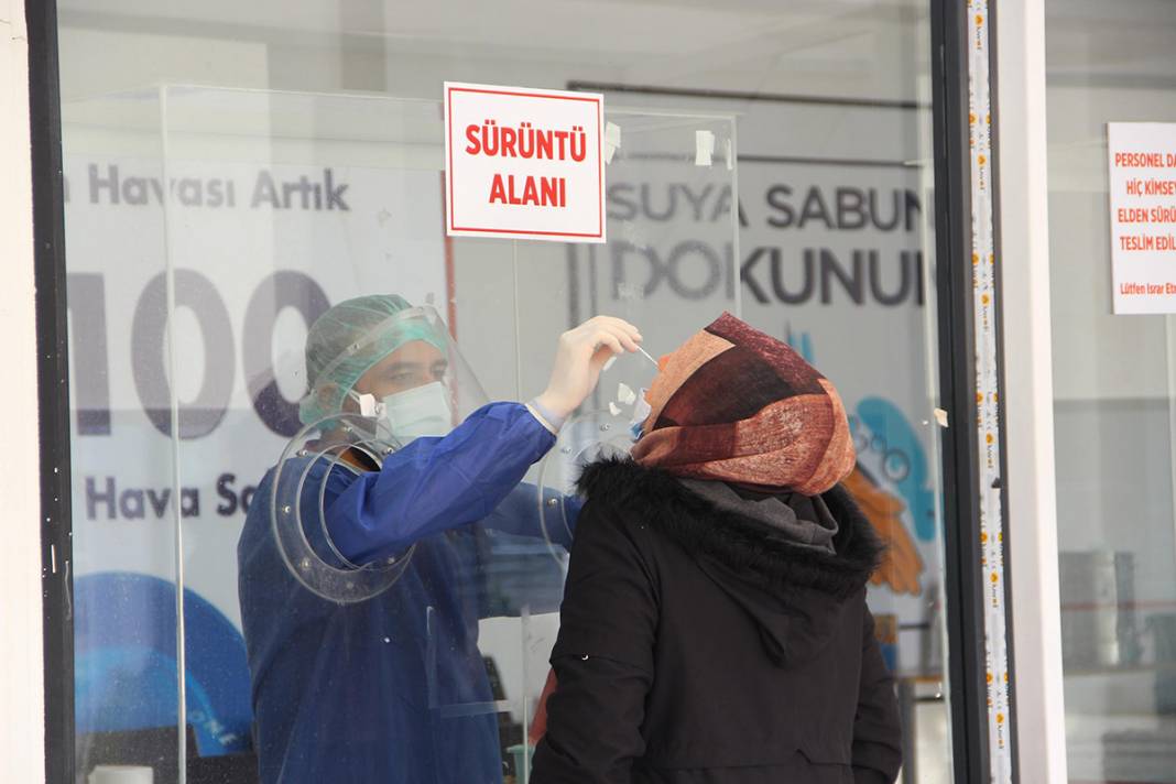 Kısıtlamalar etkisini gösterdi, vaka sayıları düşmeye başladı 5