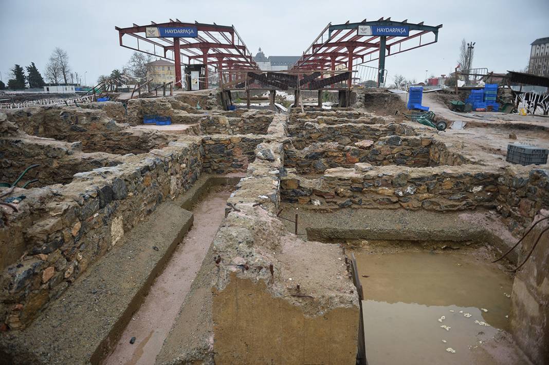 Arkeologlar bile gizemini çözemedi! Haydarpaşa Garı'ndaki kazılarda yeni keşif 10