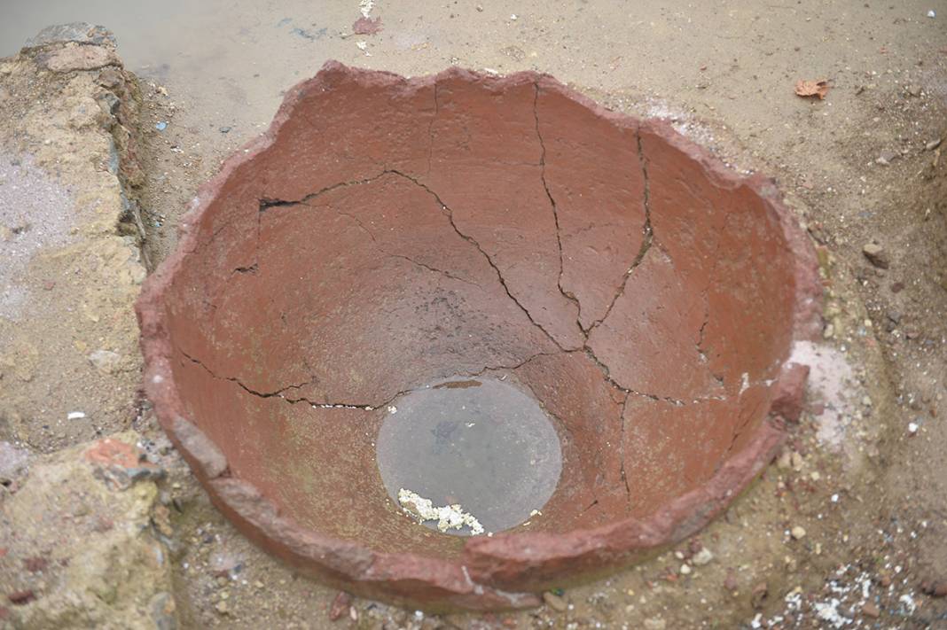 Arkeologlar bile gizemini çözemedi! Haydarpaşa Garı'ndaki kazılarda yeni keşif 20