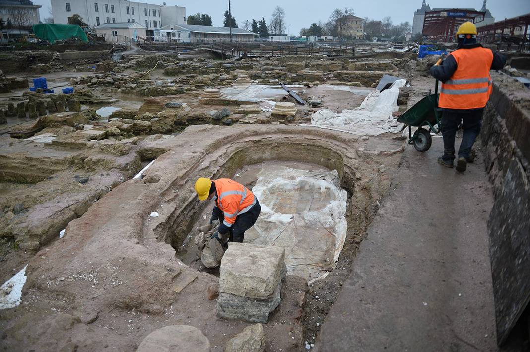 Arkeologlar bile gizemini çözemedi! Haydarpaşa Garı'ndaki kazılarda yeni keşif 4
