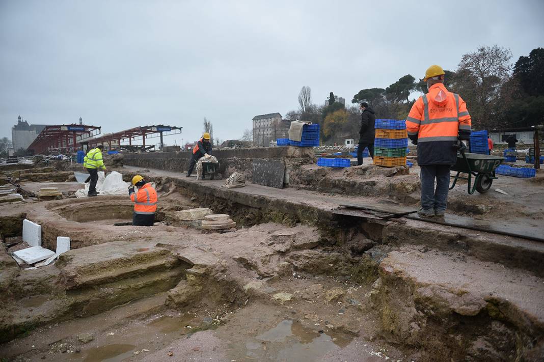 Arkeologlar bile gizemini çözemedi! Haydarpaşa Garı'ndaki kazılarda yeni keşif 8