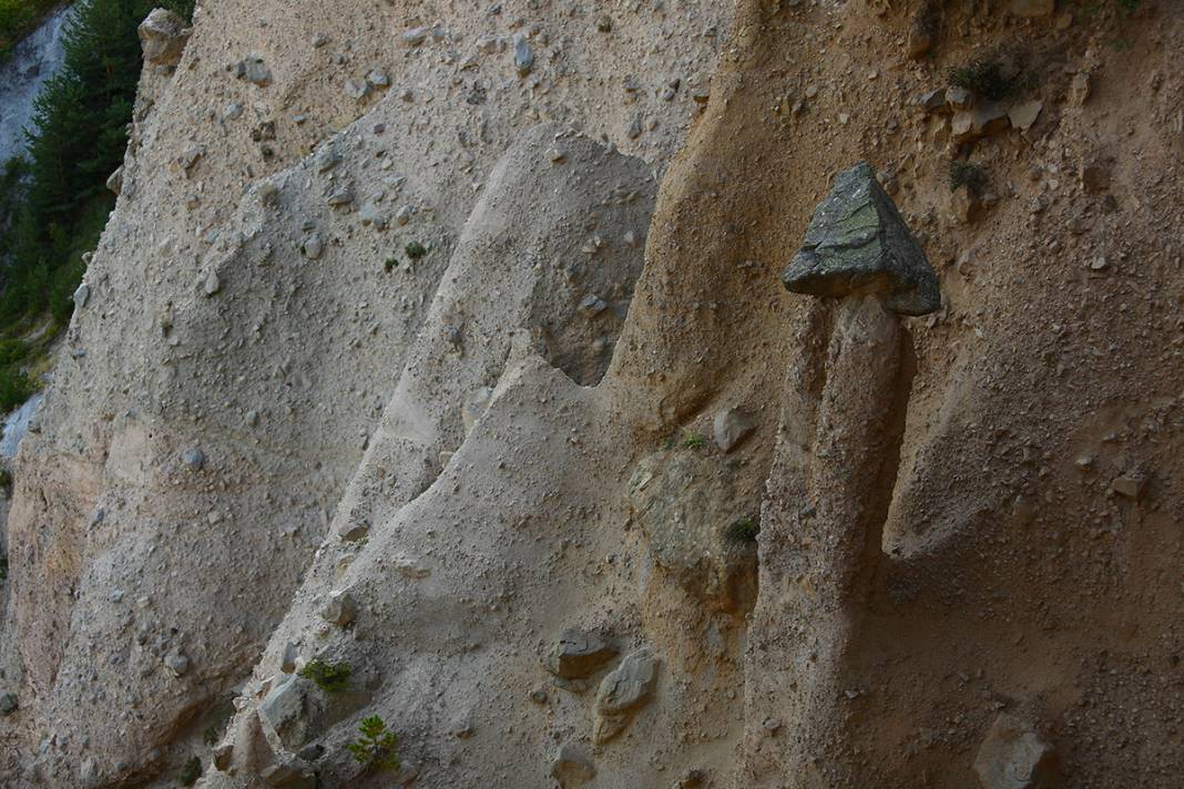 Heyelan sonucu oluştu... İşte 'Karadeniz’in Kapadokya'sı' 20