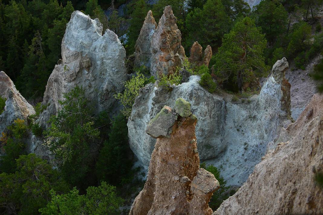 Heyelan sonucu oluştu... İşte 'Karadeniz’in Kapadokya'sı' 21