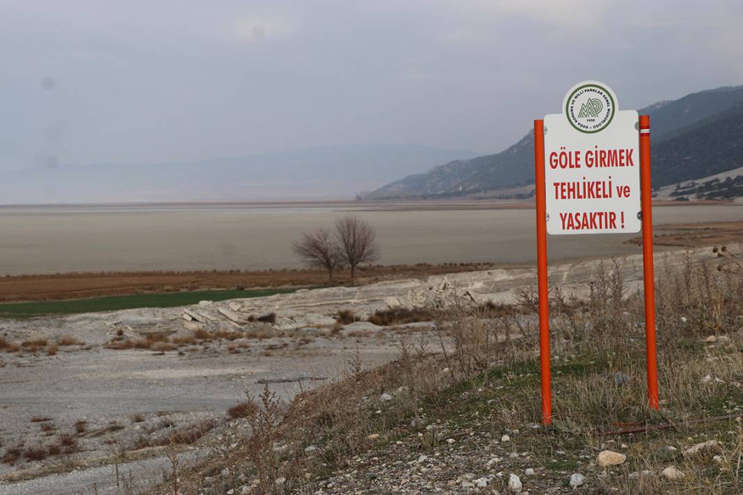 Kuş cenneti Acıgöl kuraklığın pençesinde 13