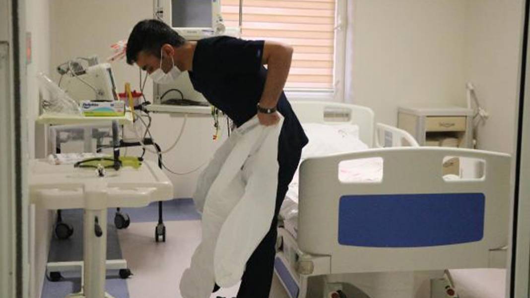 Yeni yılı Kovid-19 hastaları ile karşıladılar 1