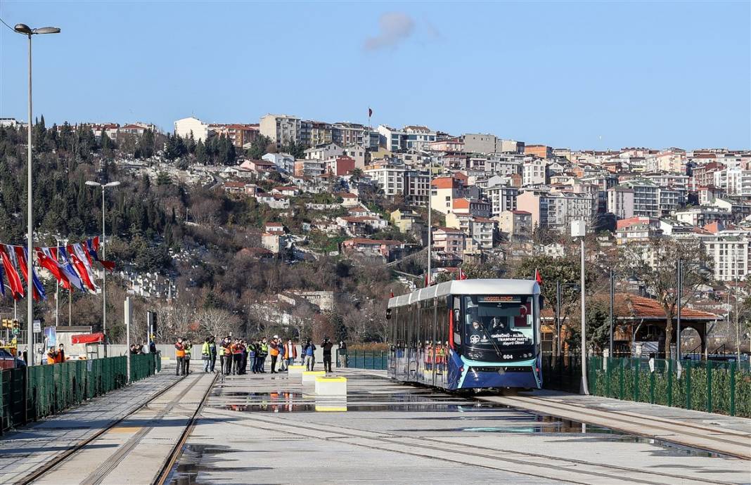 Saatte 12 bin yolcu! Eminönü-Alibeyköy Tramvay Hattı açıldı 16