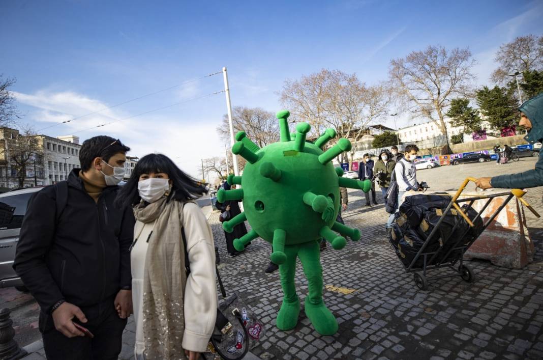 Duman üfleyenin yanında bittiler 1