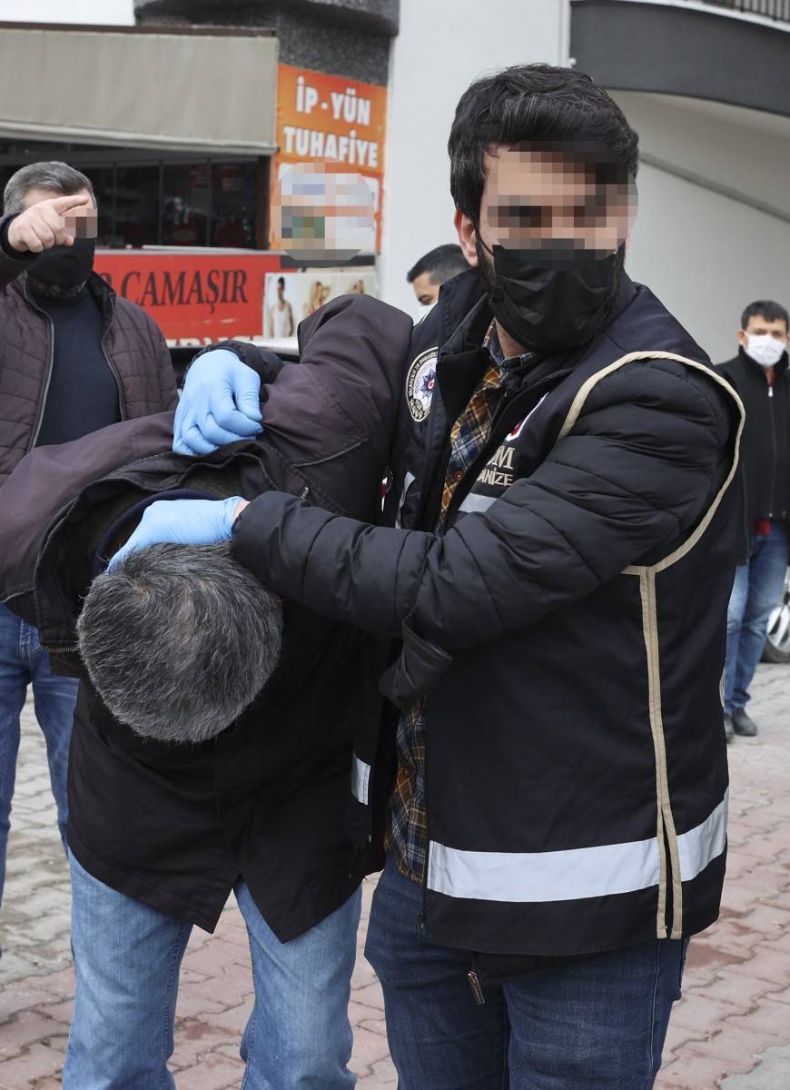 Hücre evine baskından böyle kaçtı: Üst komşunuzum, asma budarken düştüm 1