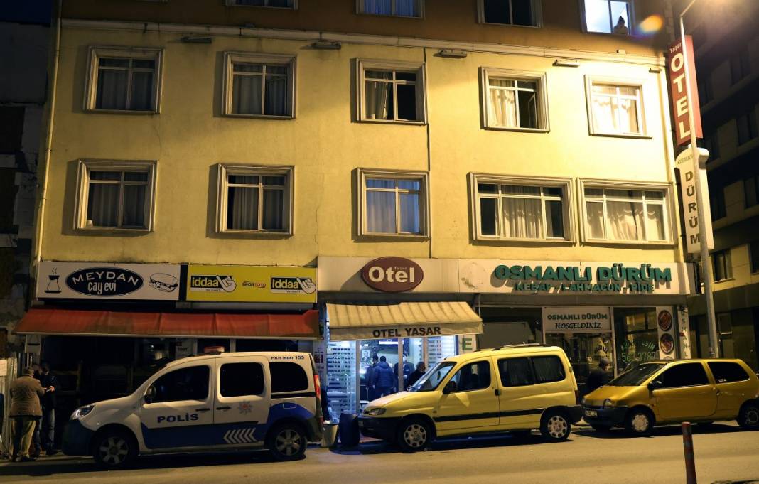 Bayrampaşa'da bir kadın çocuğunun gözü önünde katledildi! 11