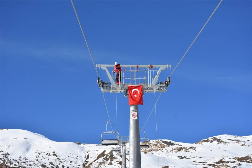 Lodos bitti, kar başladı... İşte kar yağışı olan iller 16