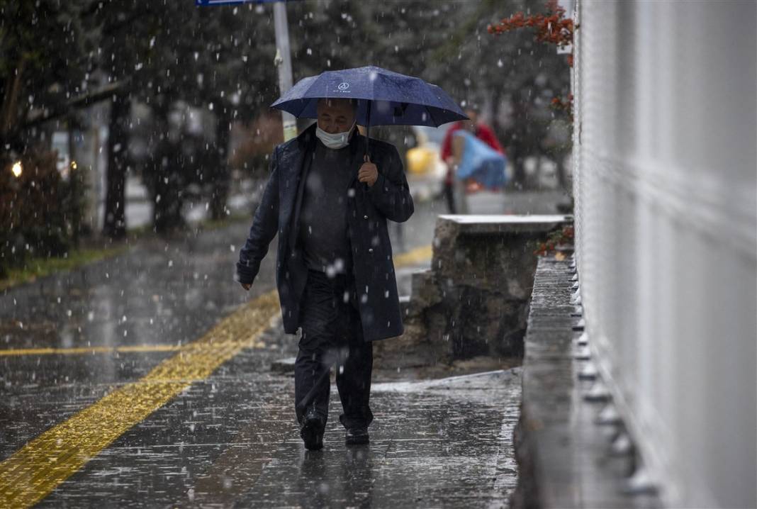 Lodos bitti, kar başladı... İşte kar yağışı olan iller 5