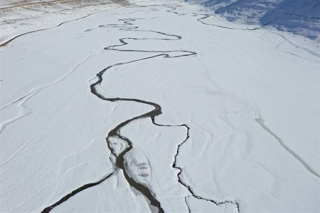 Lodos bitti, kar başladı... İşte kar yağışı olan iller 27
